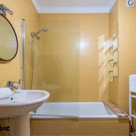 The Concierge - Flying Leaves Apartment Porto