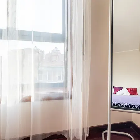The Concierge - Flying Leaves Apartment *